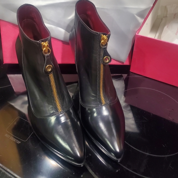 Lella Baldi Shoes - Lella Baldi Ankle Boots, Black Calfskin, Size 36.5, NIB